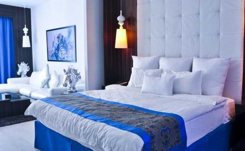 Nordic Palace And Spa Manama Exterior photo